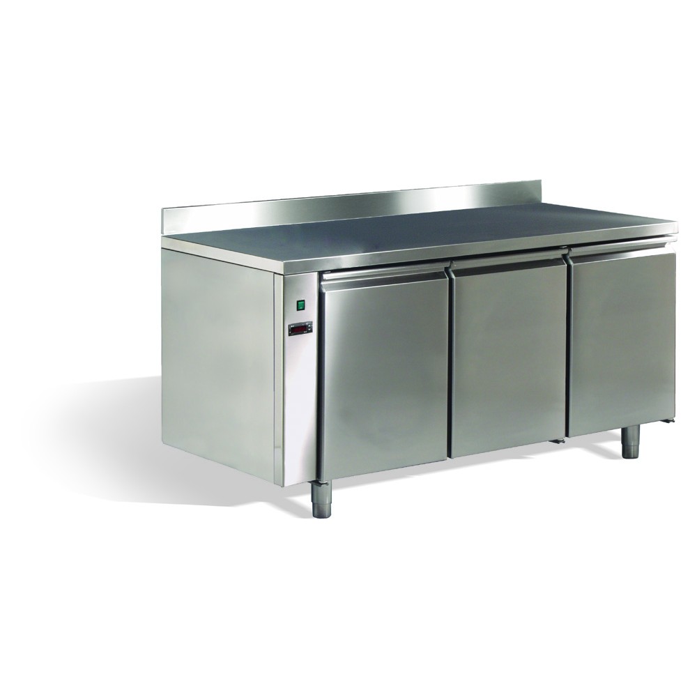 Studio 54 EN 600x400mm Bäckereikühltisch DAIQUIRI 3 Türe Maße:1 Studio 54 EN 600x400mm Bäckereikühltisch DAIQUIRI 3 Türe Maße:1